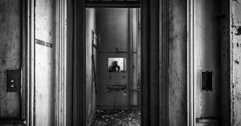The Static Between Frames lost places mirror image pforphoto 160431 2