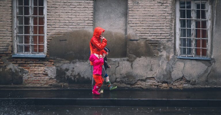 The Unforgiving Horizon rain raincoat portrait eople 163723 2